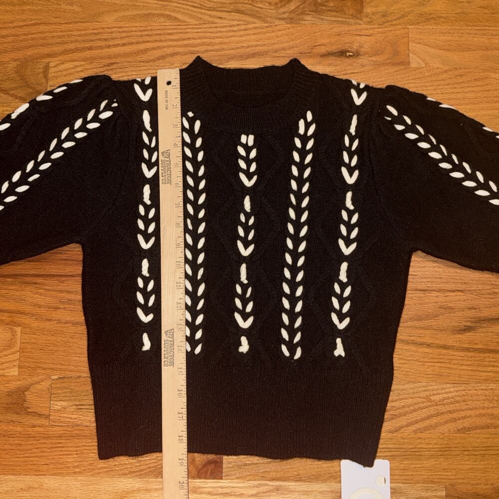 NWT Commense Black & White Puff Sleeve Contrast Binding Cable Knit Top Sz Small - Picture 7 of 10